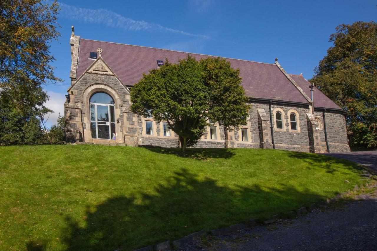 Mountain Church Capel Curig Eksteriør bilde